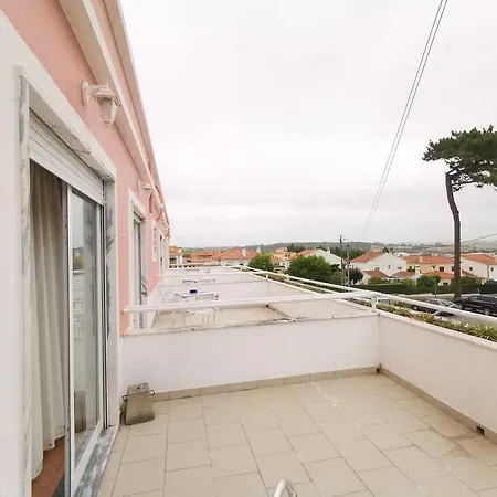Residencial O Ninho Do Pinhal Bombardeira