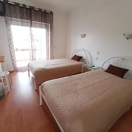 Inn Residencial O Ninho Do Pinhal Bombardeira